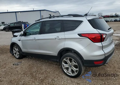 2019 Ford Escape Titanium из США, поврежденный, VIN 1FMCU9J93KUA49350